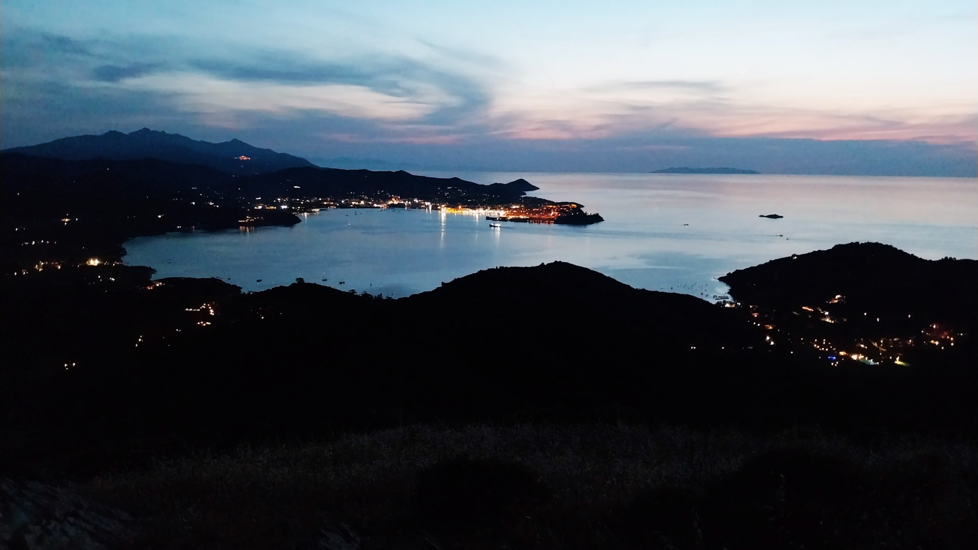 Isola d’Elba tra cielo e mare